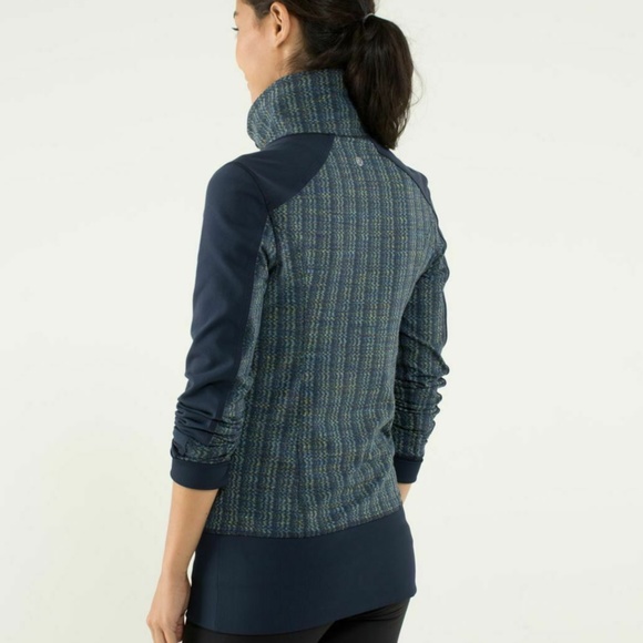 Lululemon Asana Jacket in Ziggy Wee August Inkwell - Picture 9 of 11